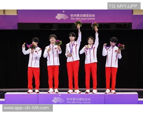 罗凯文的成长之路：从少年梦想到职场精英的蜕变与探索